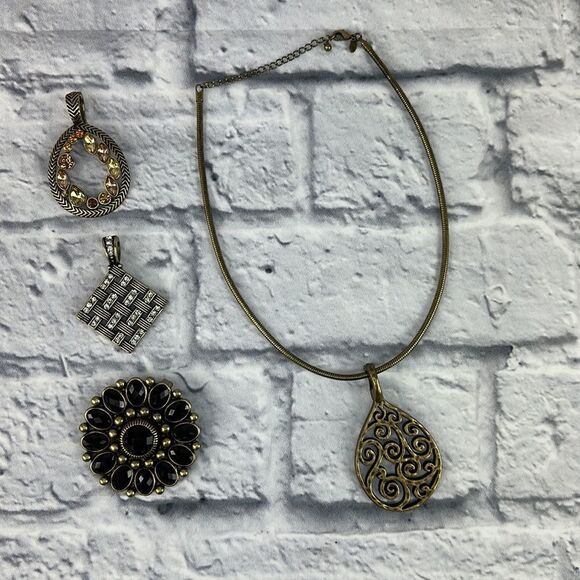 Premier Designs Antique Gold Necklace with Magnetic Statement Pieces Bundle - Picture 5 of 16